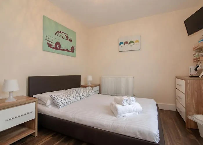 Franks Serviced Accommodation