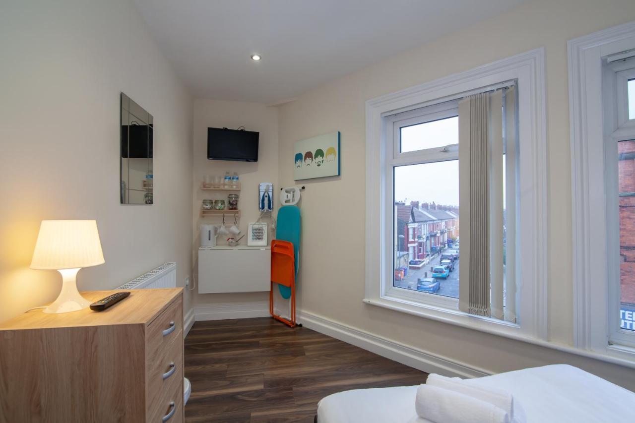 Casa Fresa Franks Serviced Guest house Liverpool