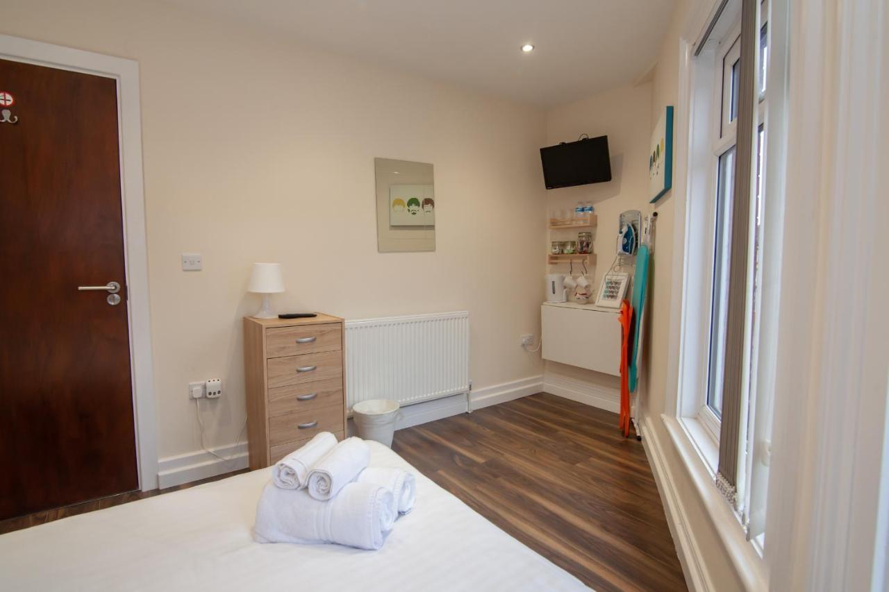 Casa Fresa Franks Serviced 4* Liverpool